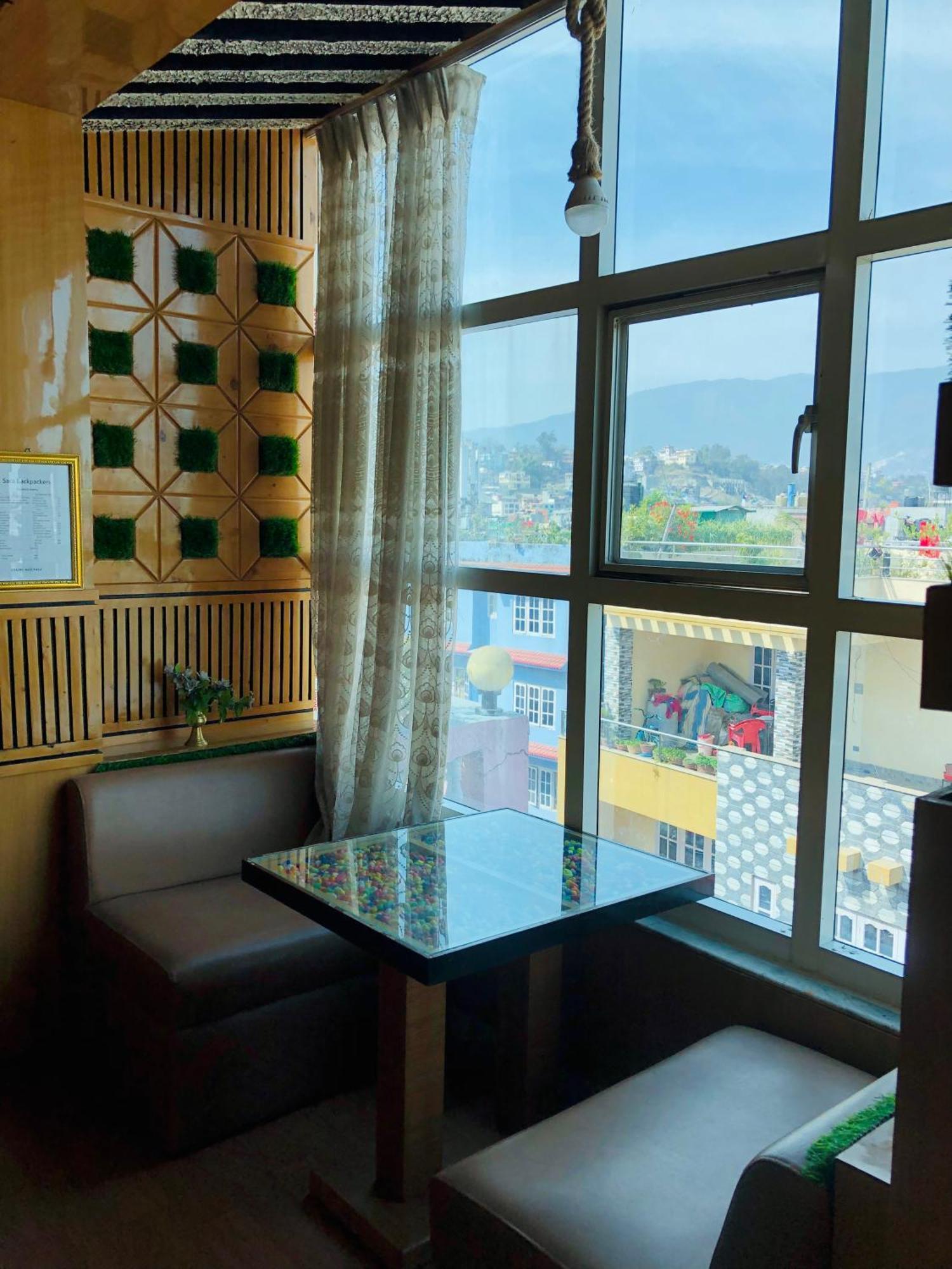 Sara'S Backpackers Hotel Kathmandu Exterior foto